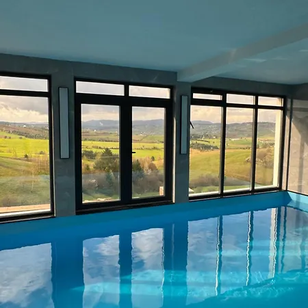 Aqua Villa *